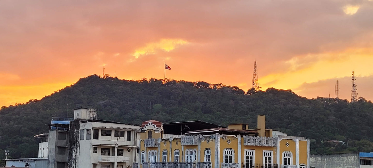 Panama Canal + City tour